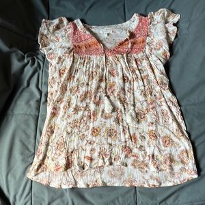 Cap sleeve top size large